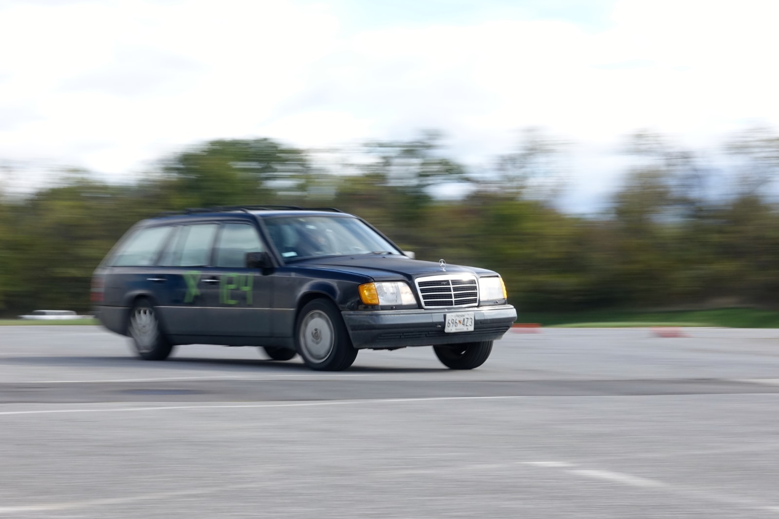 W124 Mercedes-Benz 300TE at Summit Point Washington Circuit