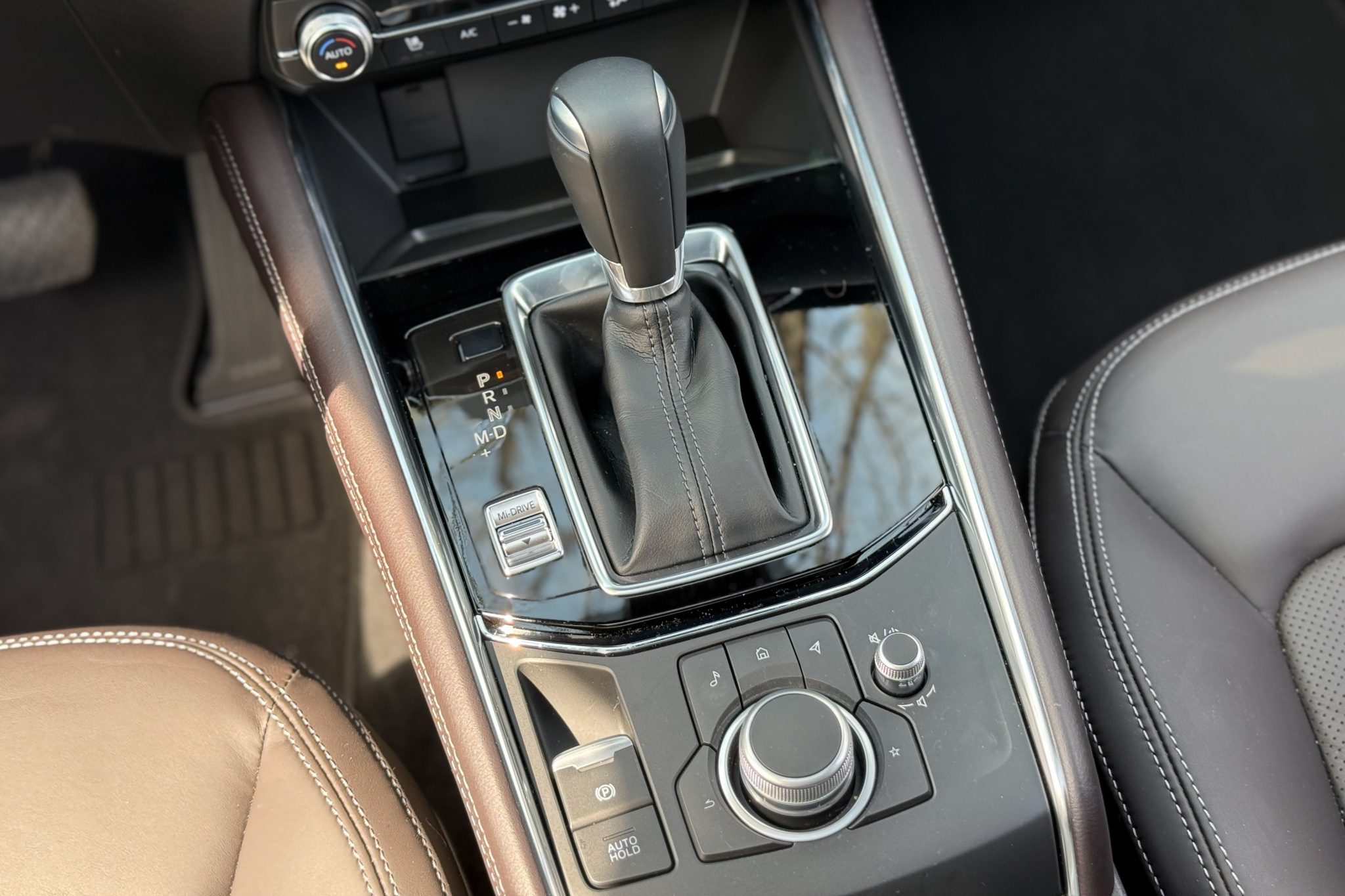 2025 Mazda CX-5 shifter