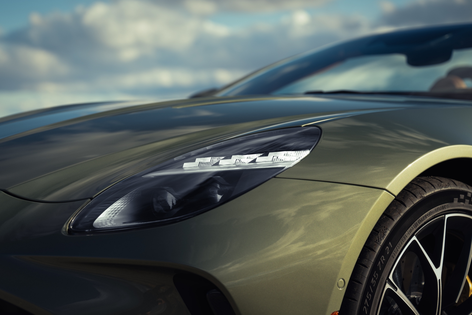 Closeup of the 2026 Aston Martin Vantage Roadster headlight